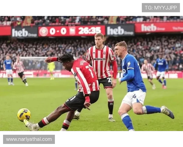 谢菲联主场布拉莫巷球场吼声助威，球队近期表现稳健