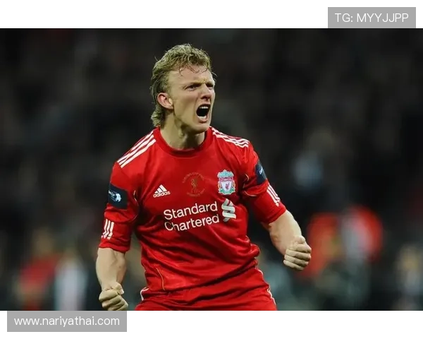 加纳乔在高位压迫中的边锋战术价值解析